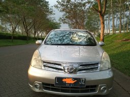 Dijual Mobil Bekas Nissan Grand Livina XV Ultimate 2012 di Jawa Timur 3