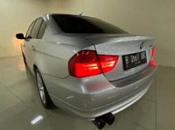 Jual Mobil Bekas BMW 3 Series 320i 2012 di DKI Jakarta 6