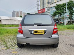 Dijual Mobil Mercedes-Benz A-Class A 150 2007 di Jawa Timur 1