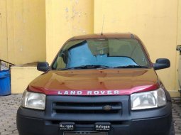 Jual Mobil Bekas Land Rover Freelander Td4 2002 di Jawa Barat 4