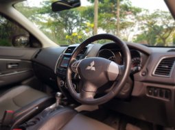 Dijual Mobil Bekas Mitsubishi Outlander Sport PX Limited Edition 2014 di Tangerang Selatan 3
