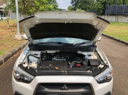 Dijual Mobil Mitsubishi Outlander Sport Limited 2012 di Bekasi 2