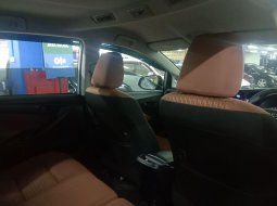 Jual Mobil Bekas Toyota Kijang Innova reborn 2.0 G AT 2018 di DKI Jakarta 4