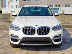 Dijual Mobil BMW X3 xDrive35i Putih interior Cognac 2019 Jawa Timur 4