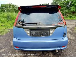 Dijual cepat Honda Stream 1.7 2004, Jawa Tengah	 1