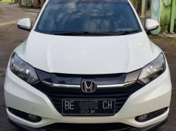Lampung, Honda HR-V E 2016 kondisi terawat 9