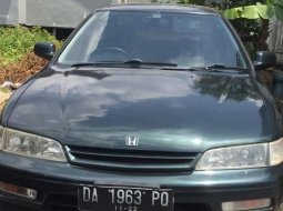 Kalimantan Selatan, Honda Accord 1994 kondisi terawat 1