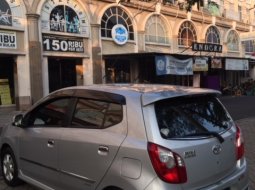Dijual cepat mobil Daihatsu Ayla X-Elegant AT 2016 di Bekasi 6