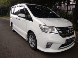 Dijual cepat mobil Nissan Serena Highway Star AT 2013 di Bekasi 9