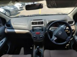 Jual Cepat Daihatsu Xenia R 2017 di Tangerang Selatan 2