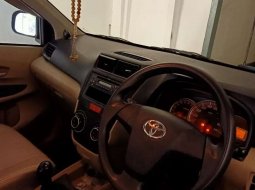 Jual mobil Toyota Avanza G 2012 bekas, Jawa Timur 6