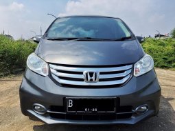 Jual Mobil Bekas Honda Freed PSD 2014 di Tangerang 9