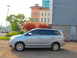 Dijual mobil bekas Toyota Kijang Innova V 2014 di DKI Jakarta 1