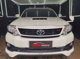 Dijual Mobil Bekas Toyota Fortuner 2.5 G TRD 2015 di DKI Jakarta 8