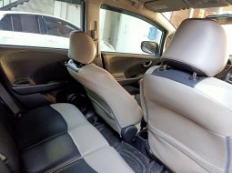 Dijual Mobil Bekas Honda Jazz RS 2011 di Jawa Barat 1