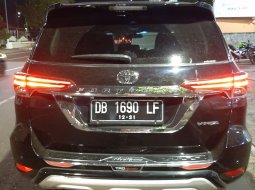 Di Jual Mobil Bekas  Toyota Fortuner VRZ Diesel 4x2 2016 Berkualitas di Sulawesi Utara 4