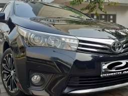 Dijual Mobil Toyota Corolla Altis 1.8 V 2014 Tangerang Selatan 1