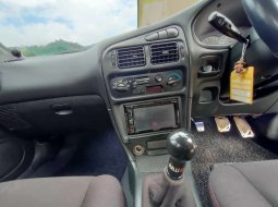 Sumatra Barat, Mitsubishi Lancer 1995 kondisi terawat 6