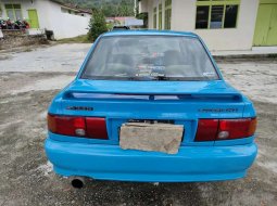 Sumatra Barat, Mitsubishi Lancer 1995 kondisi terawat 2