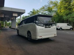 Jual Mobil Bekas Toyota Vellfire G Limited ATPM 2018 di DKI Jakarta 4