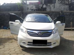 Dijual Mobil Honda Freed 1.5 S AT 2015 di DI Yogyakarta 2