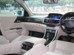 Dijual Mobil Bekas Honda Accord 2.4 VTi-L 2015 Putih di DKI Jakarta 2