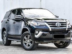 Jual Mobil Bekas Toyota Fortuner G 2016 di Depok 2