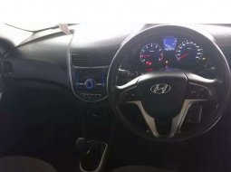Jual cepat Hyundai Avega 2011 di DI Yogyakarta  1