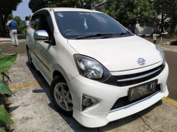 Dijual Mobil Bekas Toyota Agya G TRD 2014 di Bogor 6