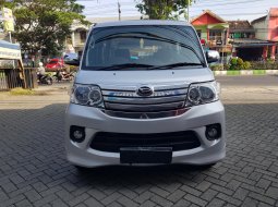 Dijual Mobil Daihatsu Luxio X 2015 Manual di Jawa Timur 4