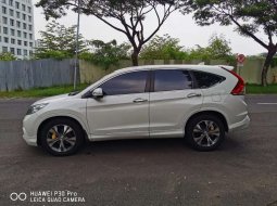 Mobil Honda CR-V 2014 2.4 terbaik di Jawa Timur 10