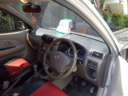 Toyota Avanza 2010 Jawa Tengah dijual dengan harga termurah 1