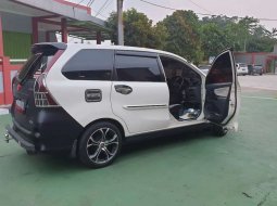 Dijual mobil bekas Toyota Avanza Veloz, Banten  2