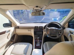 Dijual cepat Mercedes-Benzs C-Class C230 W203 Tahun 2006 di Depok  6