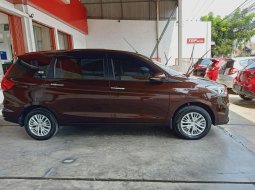 Dijual cepat mobil Suzuki Ertiga GX AT 2018 di Bekasi 5