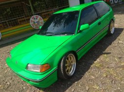 Mobil Honda Civic 1989 terbaik di Jawa Barat 7