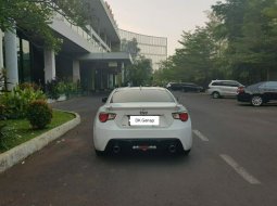 Dijual Cepat Toyota FT 86 2.0 L AT 2016 Putih (DK) di DKI Jakarta 9