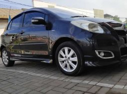 Banten, Toyota Yaris S Limited 2010 kondisi terawat 14