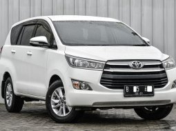 Toyota Kijang Innova 2.0 V 2016 di Depok  1