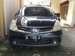 Dijual Cepat Nissan Grand Livina SV 2011 di Bekasi 4