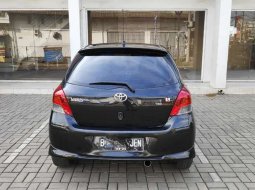 Banten, Toyota Yaris S Limited 2010 kondisi terawat 3