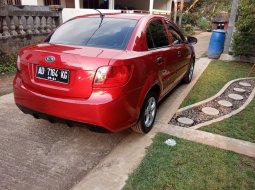 Dijual Mobil Kia Rio 1.5 Manual 2010, Istimewa di Jawa Tengah 6