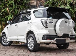 Dijual Cepat Daihatsu Terios R 2016 di Depok 4