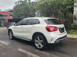 Jual Mobil Mercedes-Benz GLA 200 Sport AMG 2016/2017 Putih, DKI Jakarta 5