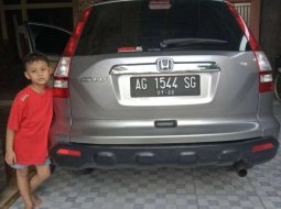 Mobil Honda CR-V 2007 2.4 dijual, Jawa Timur 6