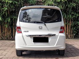 Jual Mobil Bekas Honda Freed E 2015 di Tangerang Selatan 1