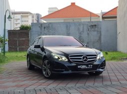 Jual Mobil Mercedes-Benz E-Class E250 2013 di Jawa Timur 6