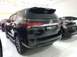 Jual Cepat Toyota Fortuner VRZ 4X4 2018 di Jawa Timur 1