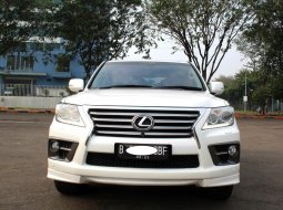 Dijual Mobil Lexus LX 570 2012 Putih, DKI Jakarta 10