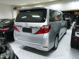 Jual cepat Toyota Alphard 2.4L 2012 di Jawa Timur 5